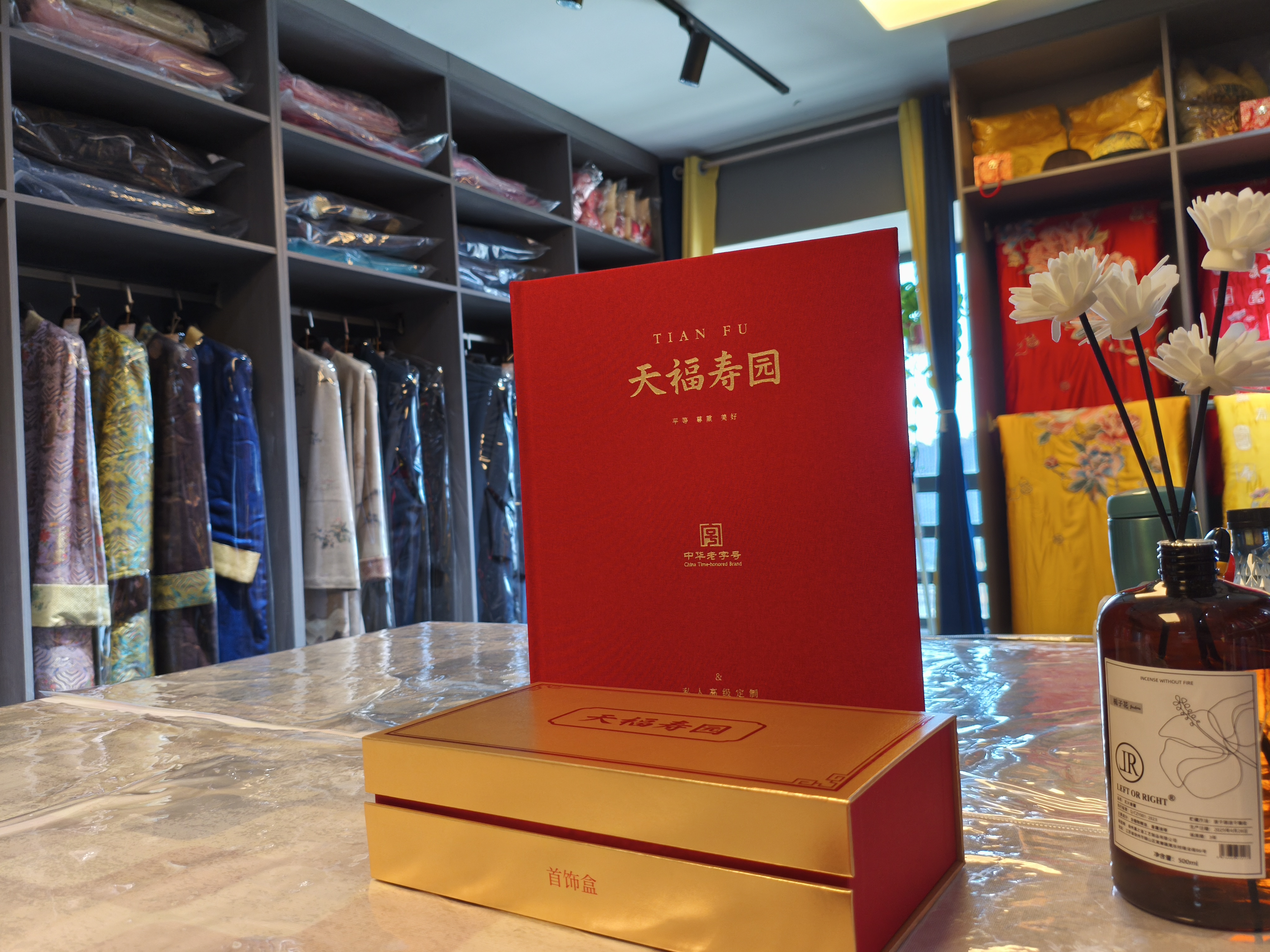 杭州寿衣提前准备的江南习俗与讲究：丝绸之府的备寿文化